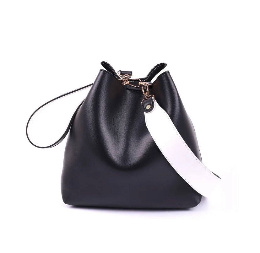 POTLI BLACK AND WHITE BAG