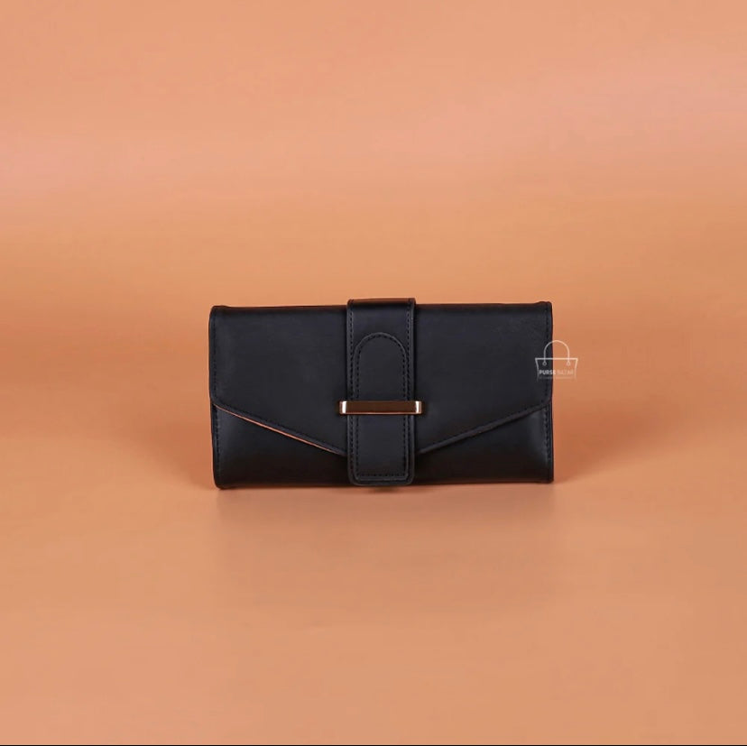 Black Pearl Clutch