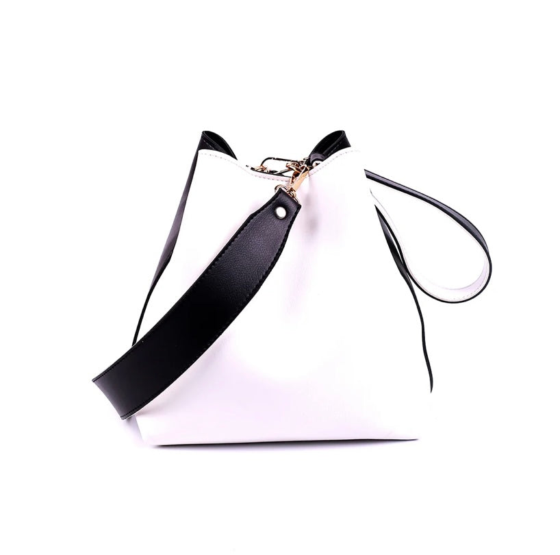 POTLI BLACK AND WHITE BAG