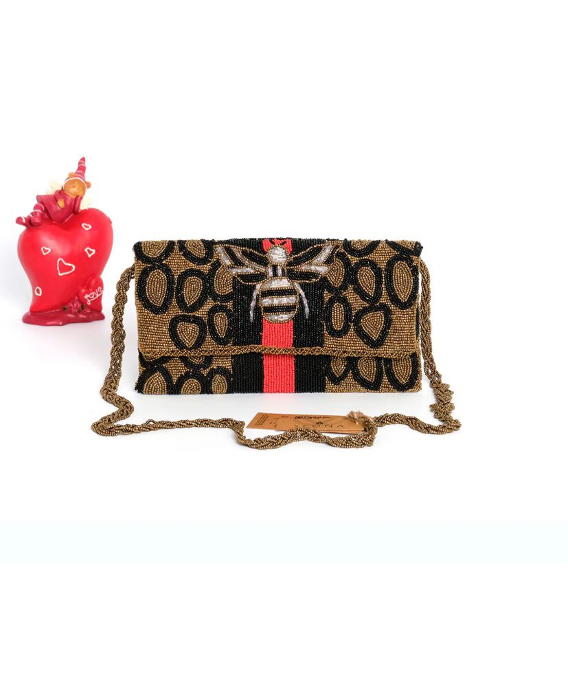 Bee clutch / handembriodered