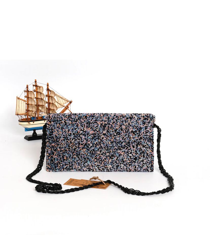 Grey beading clutch / handembriodered