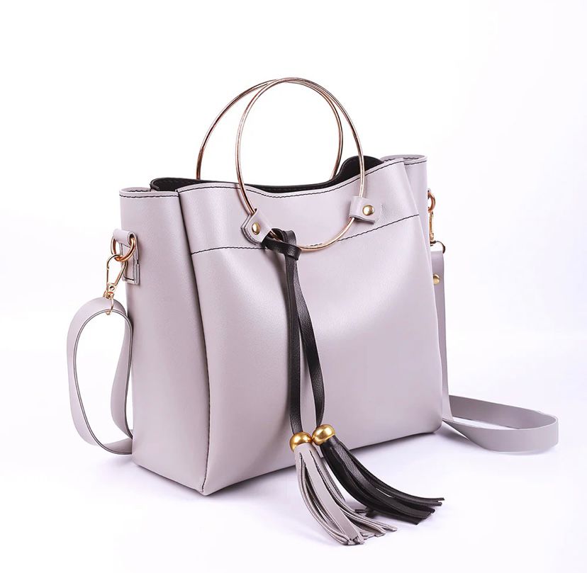 ICONIC GREY AND BLACK HANDBAG